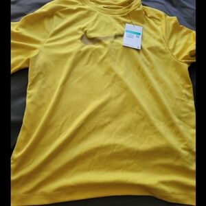Brand new xlarge kids NIKE top !